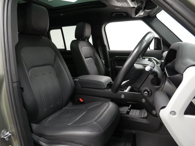 View our LAND ROVER DEFENDER 110