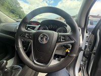 USED 2014 64 VAUXHALL MOKKA 1.7 CDTi Exclusiv SUV 5dr Diesel Manual 4WD Euro 5 (s/s) (130 ps) ** FULL SERVICE HISTORY **