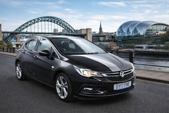 2017 VAUXHALL ASTRA