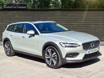 2020 VOLVO V60 CROSS COUNTRY