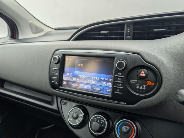 USED 2017 17 TOYOTA YARIS 1.5 Yaris Icon VVT-i 5dr CLICK+COLLECT / HOME DELIVERY
