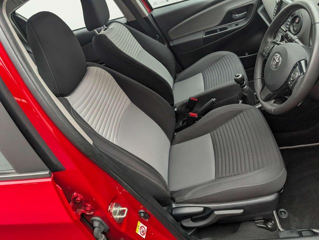USED 2017 17 TOYOTA YARIS 1.5 Yaris Icon VVT-i 5dr CLICK+COLLECT / HOME DELIVERY