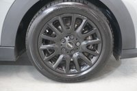 USED 2022 22 MINI HATCH 1.5 Cooper Classic Hatchback 5dr Petrol Manual Euro 6 (s/s) (136 ps) Moonwalk Grey, 5 door, Upgraded Alloys