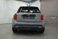 USED 2022 22 MINI HATCH 1.5 Cooper Classic Hatchback 5dr Petrol Manual Euro 6 (s/s) (136 ps) Moonwalk Grey, 5 door, Upgraded Alloys