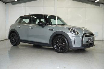 2022 MINI HATCH