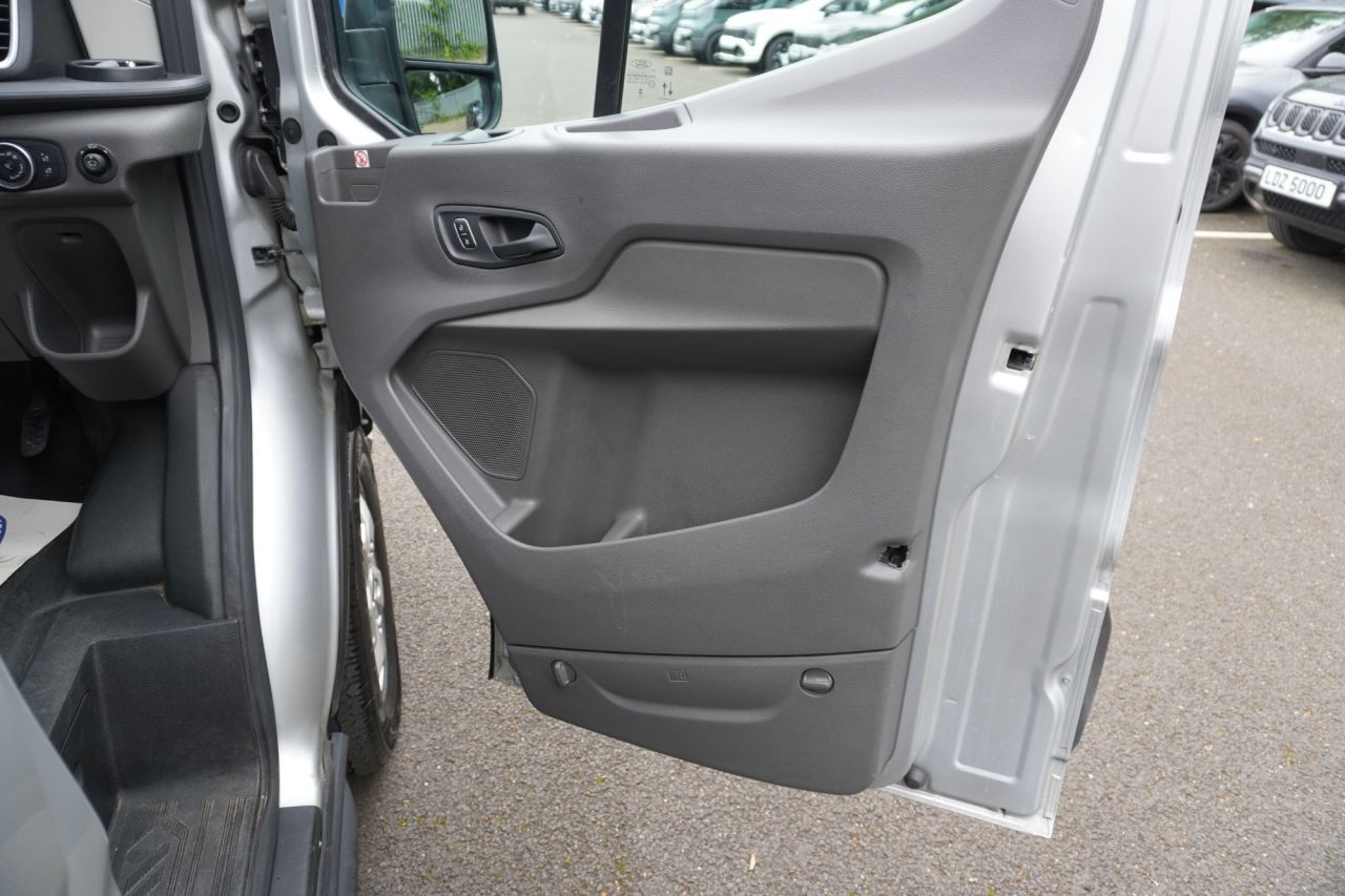 2024 FORD TRANSIT 2.0 350 EcoBlue Limited Panel Van 5dr Diesel Manual FWD L3 H2 Euro 6 (s/s) - vehicle photo 17 for sale on PureCar