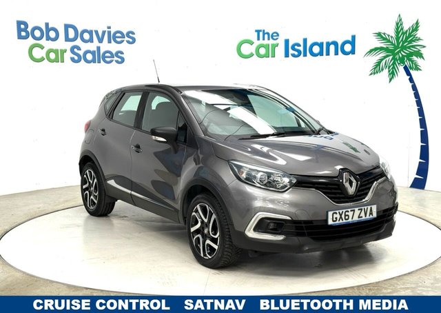 View our RENAULT CAPTUR