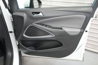 USED 2020 VAUXHALL CROSSLAND X 1.2 Elite Nav SUV 5dr Petrol Manual Euro 6 (s/s) (83 ps) Summit White, Winter pack