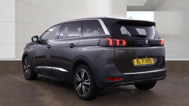 View our PEUGEOT 5008