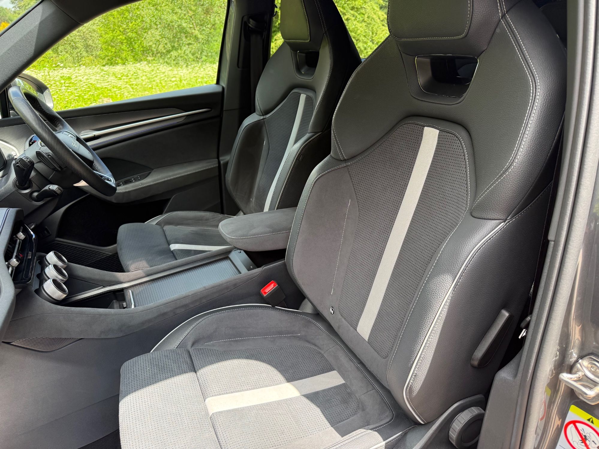 USED 2025 25 SKODA KODIAQ 2.0 TDI SportLine SUV 5dr Diesel DSG 4WD Euro 6 (s/s) (7 Seat) (193 ps) 