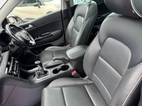 USED 2017 67 KIA SPORTAGE 1.7 CRDi 3 SUV 5dr Diesel Manual Euro 6 (s/s) (114 bhp) PANORAMIC SUNROOF, HEATED FRONT AND REAR SEATS, REVERSE CAMERA AND MORE!
