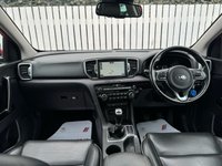USED 2017 67 KIA SPORTAGE 1.7 CRDi 3 SUV 5dr Diesel Manual Euro 6 (s/s) (114 bhp) PANORAMIC SUNROOF, HEATED FRONT AND REAR SEATS, REVERSE CAMERA AND MORE!