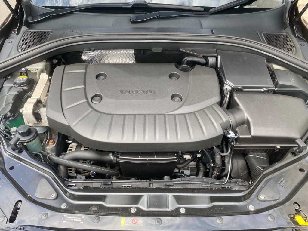 USED 2017 17 VOLVO XC60 2.4 D4 R-Design Lux Nav SUV 5dr Diesel Auto AWD Euro 6 (s/s) (190 ps) FULL SERV HISTORY NEW CAMBELT