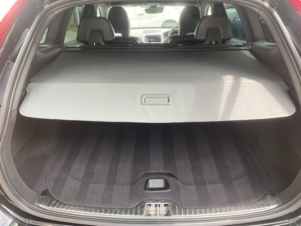 USED 2017 17 VOLVO XC60 2.4 D4 R-Design Lux Nav SUV 5dr Diesel Auto AWD Euro 6 (s/s) (190 ps) FULL SERV HISTORY NEW CAMBELT