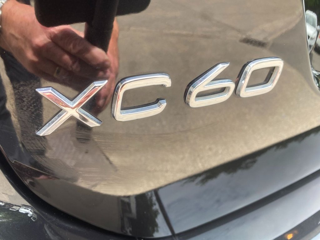 USED 2017 17 VOLVO XC60 2.4 D4 R-Design Lux Nav SUV 5dr Diesel Auto AWD Euro 6 (s/s) (190 ps) FULL SERV HISTORY NEW CAMBELT