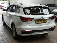 USED 2022 22 MG MG5 61.1kWh Exclusive Long Range Estate 5dr Electric Auto (156 ps) SAT NAV HEATED LEATHER INTERIOR PARKING CAMERA CRUISE CONTROL PARKING SENSORS 1 OWNER MG SERVICE HISTORY WARRANTY