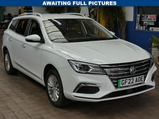 View our MG MG5 61.1kWh Exclusive Long Range Estate 5dr Electric Auto (156 ps)