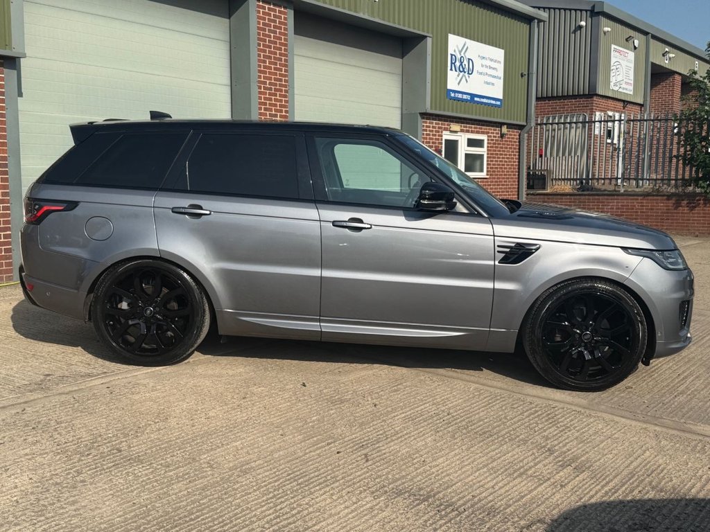 USED 2020 70 LAND ROVER RANGE ROVER SPORT 3.0 SD V6 Autobiography Dynamic SUV 5dr Diesel Auto 4WD Euro 6 (s/s) (306 ps) SERVICE HISTORY,GREAT SPECIFICATION