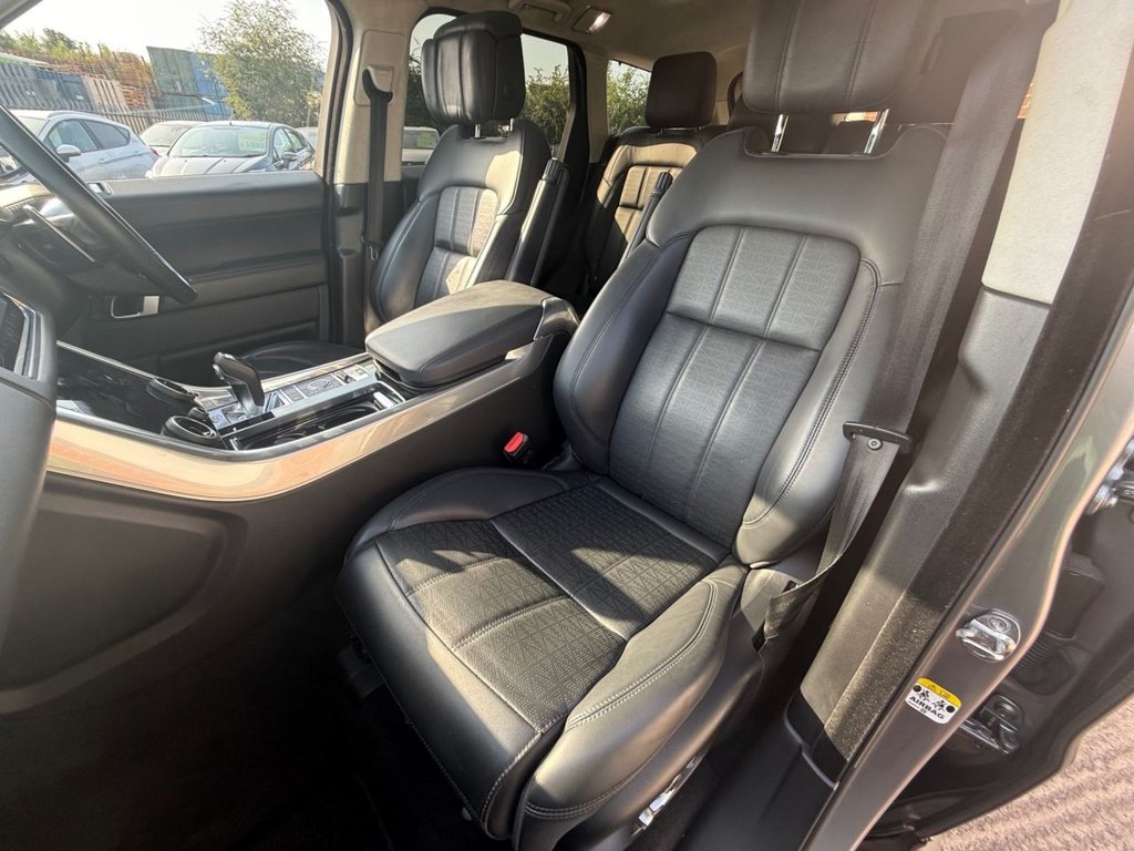 USED 2020 70 LAND ROVER RANGE ROVER SPORT 3.0 SD V6 Autobiography Dynamic SUV 5dr Diesel Auto 4WD Euro 6 (s/s) (306 ps) SERVICE HISTORY,GREAT SPECIFICATION