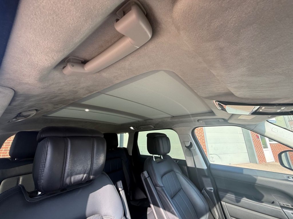 USED 2020 70 LAND ROVER RANGE ROVER SPORT 3.0 SD V6 Autobiography Dynamic SUV 5dr Diesel Auto 4WD Euro 6 (s/s) (306 ps) SERVICE HISTORY,GREAT SPECIFICATION
