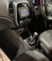 USED 2017 67 RENAULT CAPTUR 0.9 TCe ENERGY Dynamique Nav SUV 5dr Petrol Manual Euro 6 (s/s) (90 ps) 