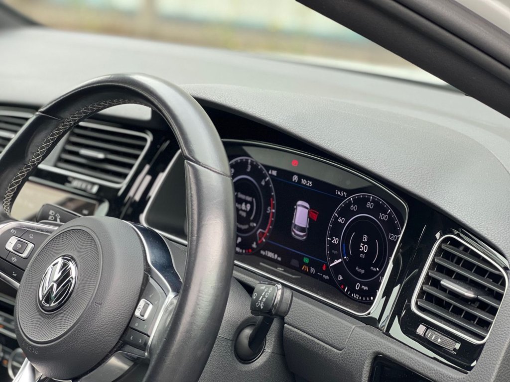USED 2019 19 VOLKSWAGEN GOLF 2.0 TDI GTD Hatchback 5dr Diesel DSG Euro 6 (s/s) (184 ps) **FULL MAIN DEALER HISTORY**