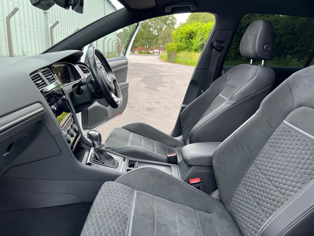 USED 2019 19 VOLKSWAGEN GOLF 2.0 TDI GTD Hatchback 5dr Diesel DSG Euro 6 (s/s) (184 ps) **FULL MAIN DEALER HISTORY**