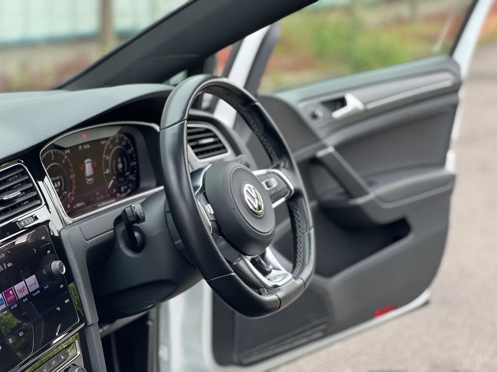 USED 2019 19 VOLKSWAGEN GOLF 2.0 TDI GTD Hatchback 5dr Diesel DSG Euro 6 (s/s) (184 ps) **FULL MAIN DEALER HISTORY**