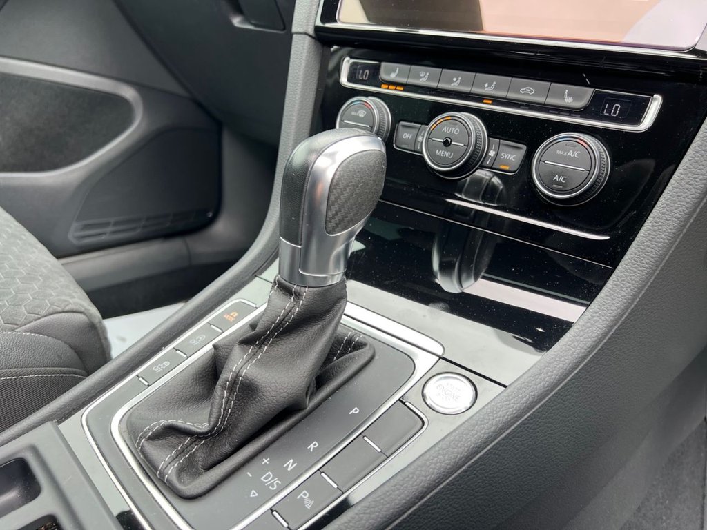 USED 2019 19 VOLKSWAGEN GOLF 2.0 TDI GTD Hatchback 5dr Diesel DSG Euro 6 (s/s) (184 ps) **FULL MAIN DEALER HISTORY**