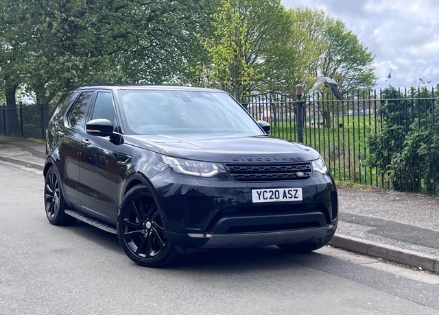 View our Land Rover Discovery 3.0 SD V6 HSE Luxury SUV 5dr 7 Seats Diesel Auto 4WD Euro 6 (s/s) (306 ps) GLASS ROOF, FULL SERVICE HISTORY
