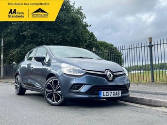 2017 RENAULT CLIO