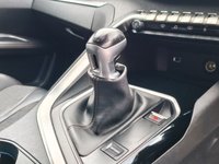 USED 2017 17 PEUGEOT 3008 1.2 PureTech GT Line SUV 5dr Petrol Manual Euro 6 (s/s) (130 ps) Sat Nav_GT Line_Sensors_1.2L_Petrol
