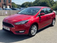 USED 2015 65 FORD FOCUS 1.0T EcoBoost Zetec Hatchback 5dr Petrol Manual Euro 6 (s/s) (125 ps) 2 OWNERS -- FULL SERVICE HISTORY -- &pound;20 TAX -- PARKING SENSORS