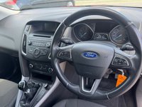 USED 2015 65 FORD FOCUS 1.0T EcoBoost Zetec Hatchback 5dr Petrol Manual Euro 6 (s/s) (125 ps) 2 OWNERS -- FULL SERVICE HISTORY -- &pound;20 TAX -- PARKING SENSORS
