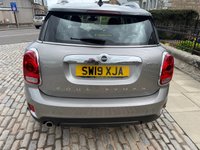USED 2019 19 MINI COUNTRYMAN 1.5 Cooper Exclusive SUV 5dr Petrol Manual Euro 6 (s/s) (136 ps) 38000 Miles+Full Dealer History+Full Leather+Heated Seats+Navigation+Reversing Camera