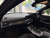USED 2021 21 BMW 3 SERIES 2.0 320i M Sport Auto Euro 6 (s/s) 4dr PERFORMANCEKIT+TECHPACK+20S