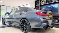 USED 2021 21 BMW 3 SERIES 2.0 320i M Sport Auto Euro 6 (s/s) 4dr PERFORMANCEKIT+TECHPACK+20S