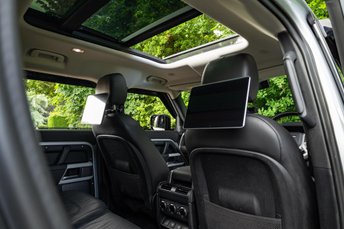 View our LAND ROVER DEFENDER 110