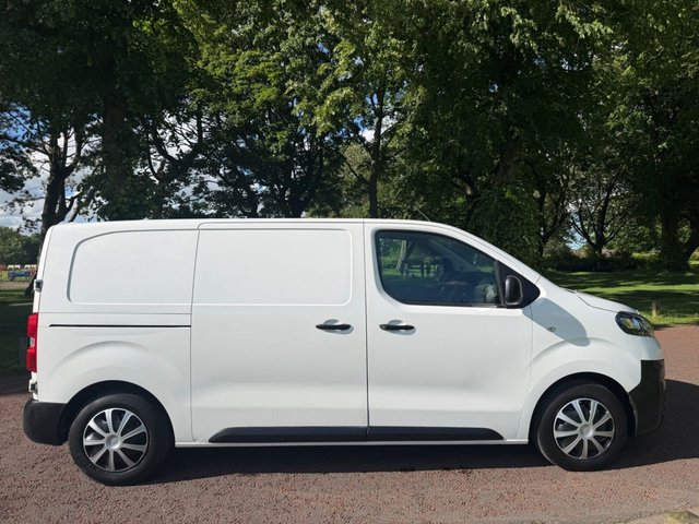 View our VAUXHALL VIVARO