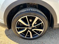 USED 2017 17 NISSAN QASHQAI 1.6 dCi Tekna SUV 5dr Diesel Manual 2WD Euro 6 (s/s) (130 ps) Mot 18th June 2027, No Advisories, + Full Service History, 9 Stamps, + 1 Previous Owner, last keeper 2018, + 3 Months Warranty, + ULEZ compliant, + Road tax - &pound;35, + 360 degree camera system, + Front/rear sensors, + USB/aux, + Lane assist, + Cruise with limit, + Climate control, + DAB CD radio, + Auto lights/wipers, + Panoramic roof, + Sat nav, + Heated front seats, + Bluetooth, + Isofix, + Alloys