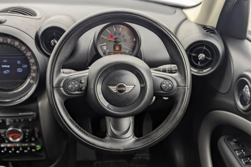 USED 2016 16 MINI COUNTRYMAN 1.6 Cooper D Business Edition SUV 5dr Diesel Manual Euro 5 (s/s) (112 ps) Sat Nav, Heated Seats, Sensors