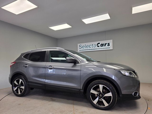View our NISSAN QASHQAI