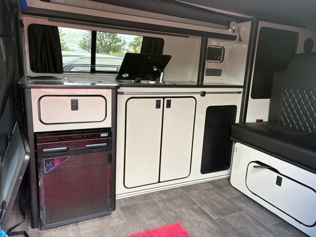 View our VAUXHALL VIVARO