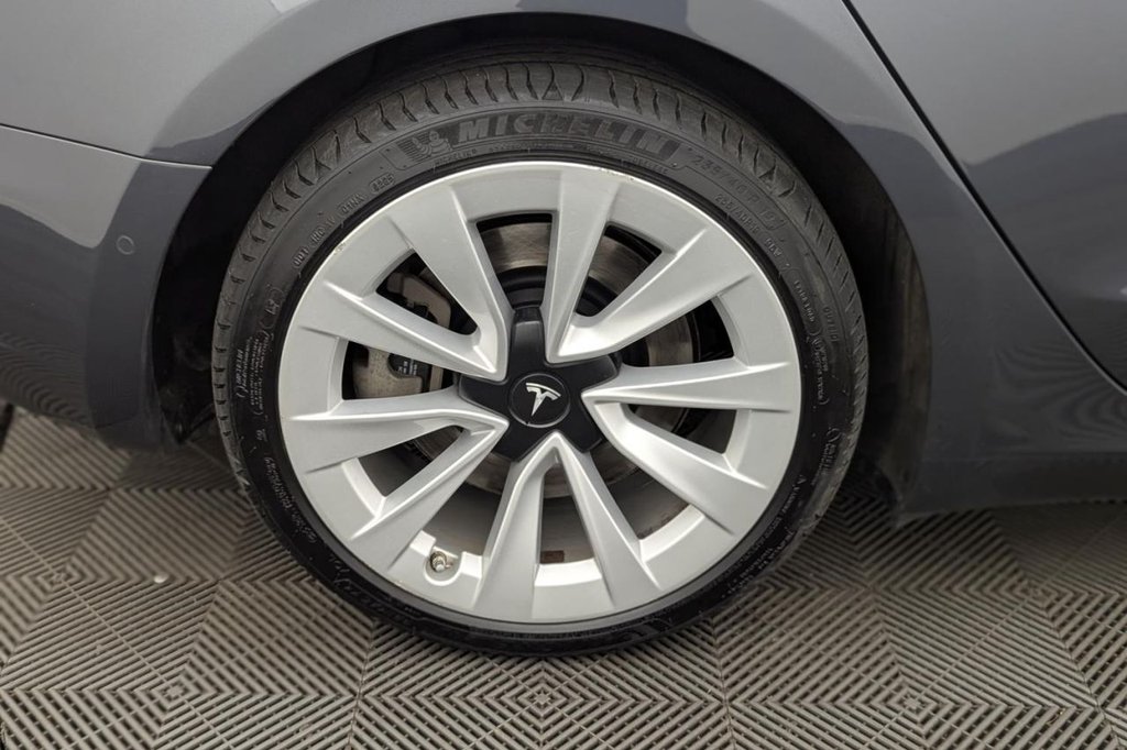 USED 2021 71 TESLA Model 3 (Dual Motor) Long Range Saloon 4dr Electric Auto 4WDE (346 ps) White Leather, 4x4, Sat Nav
