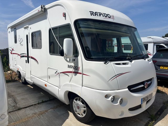 View our RAPIDO 984F