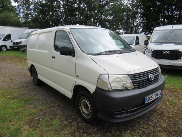 View our Toyota HI-Ace 2.5 280 D-4D Panel Van 4dr Diesel Manual RWD L1 H1 (221 g/km, 95 bhp)
