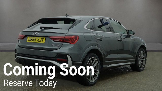 View our AUDI Q3