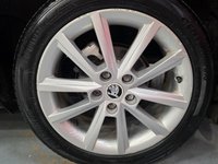 USED 2015 15 SKODA OCTAVIA 1.6 TDI Elegance Hatchback 5dr Diesel Manual Euro 5 (s/s) (105 ps) 