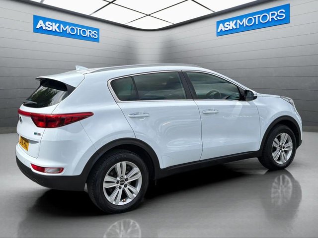 View our KIA SPORTAGE