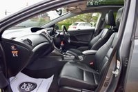 USED 2015 64 HONDA CIVIC 1.6 i-DTEC SR Hatchback 5dr Diesel Manual Euro 5 (s/s) (120 ps) SUPERB EXAMPLE + 2 OWNERS + LOWER INSURANCE GROUP!